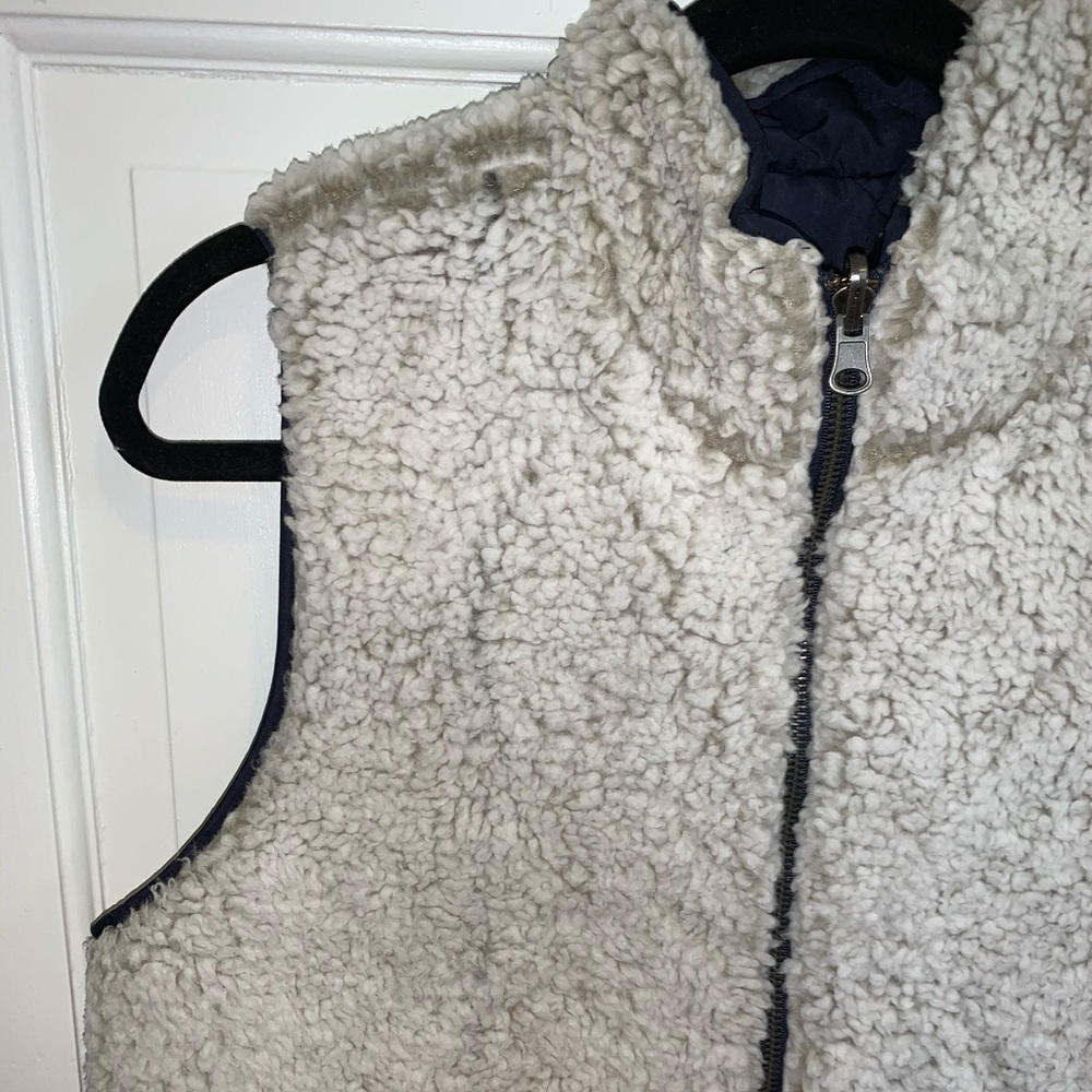 Reversible Women’s Vest - Picture 6 of 6